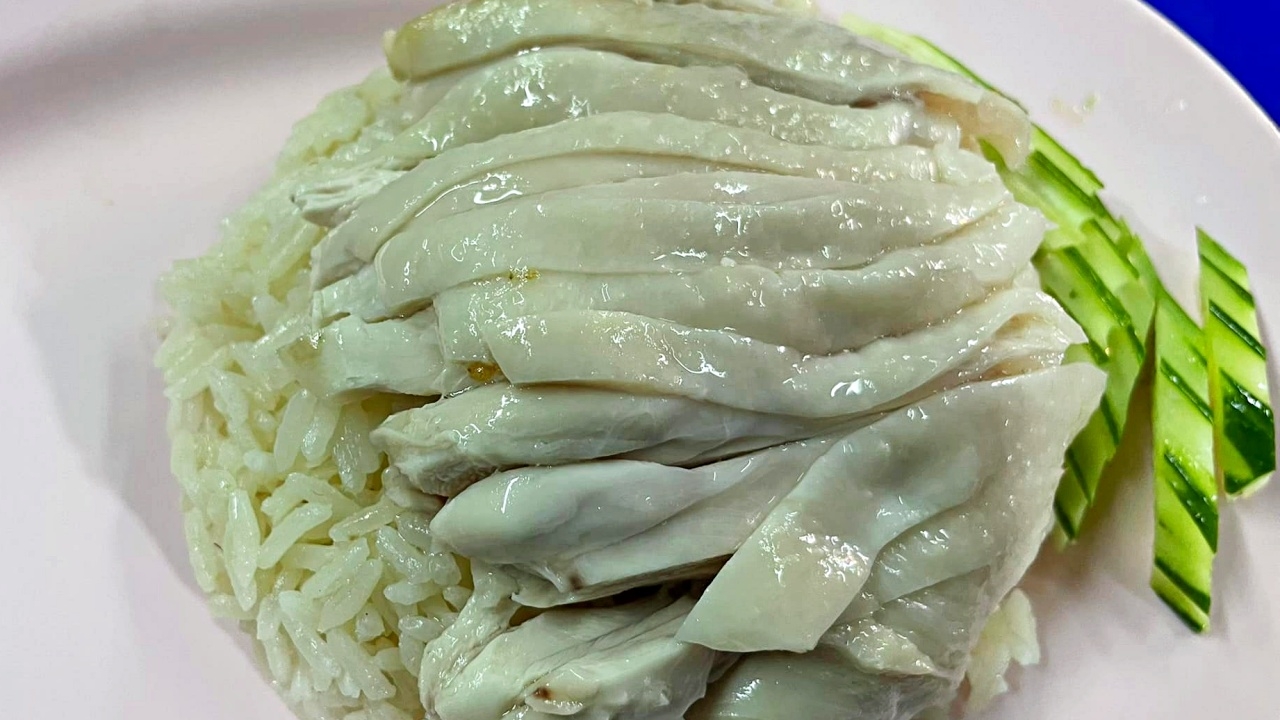 สรุปที่มา #ตามหาอรรถพล รีวิว "ข้าวมันไก่" แต่ลืมบอกพิกัด เจ้าของร้านเฉลยเองแล้ว