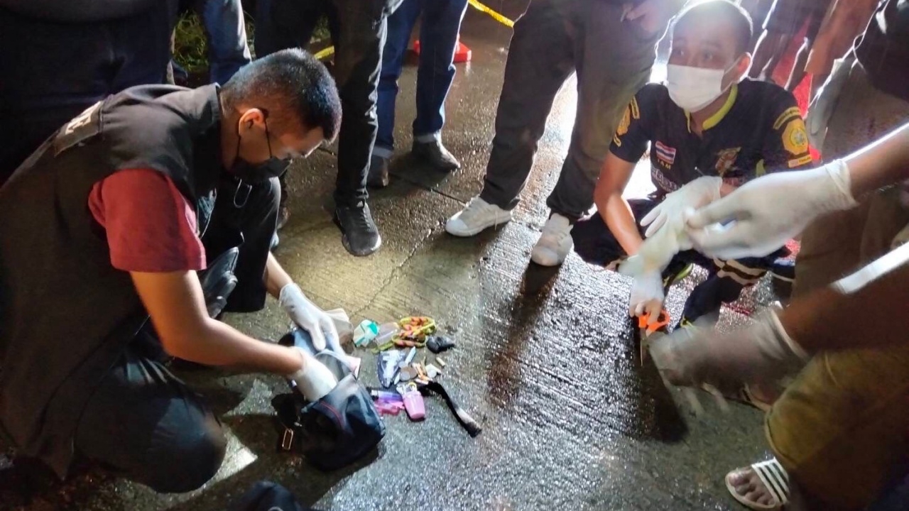 แก๊งค้ายาโหด ยิงหนุ่มประมงดับกลางถนน หลังทวงหนี้ซื้อยาเสพติดไม่ได้