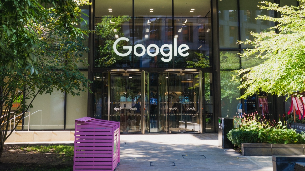 Google จ่ายเงิน 4,200 ล้านบาท ให้พนักงานหญิง หลังถูกร้องเรื่องการจ่ายค่าแรงไม่เท่าเทียม