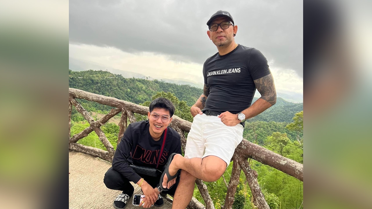 หัวอกพ่อ เอ๋ เชิญยิ้ม โพสต์เศร้าหลังลูกชายขี่บิ๊กไบค์เสยท้ายรถพ่วงเสียชีวิต