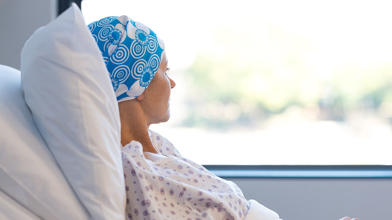 เกล็ดและเม็ดเลือดตํ่า สัญญาณเตือน...มะเร็งเม็ดเลือดขาว