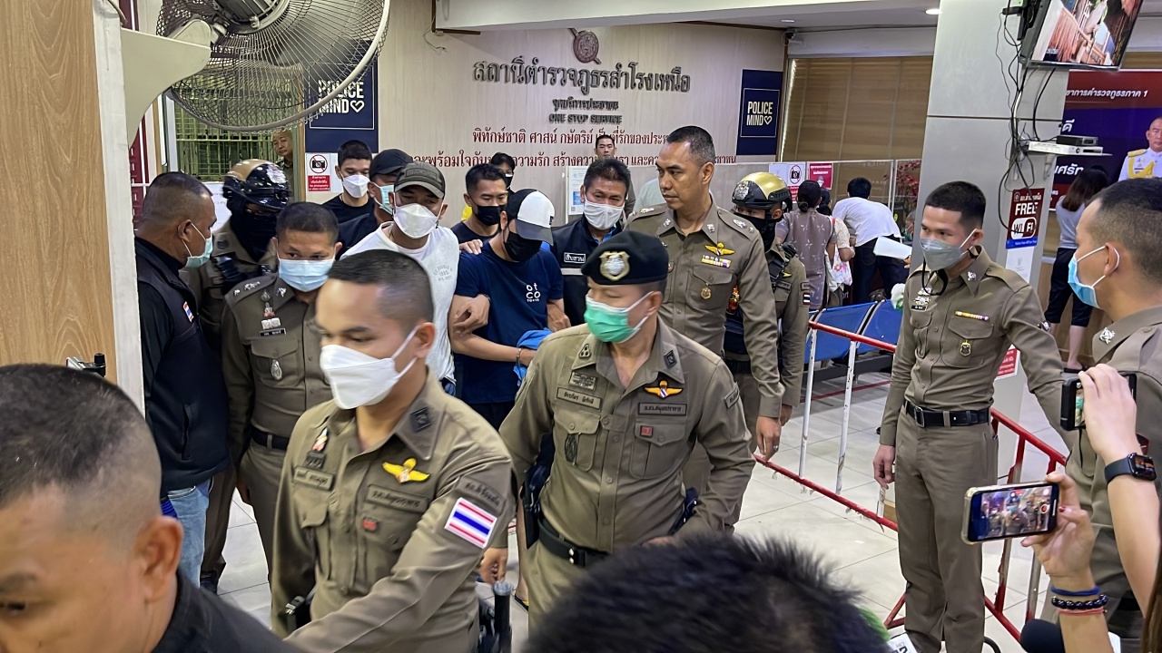 ฝากขังค้านประกัน ฆาตกรโหด ฆ่าหั่นศพเซลส์สาว แม่ลั่นดำเนินคดีถึงที่สุด