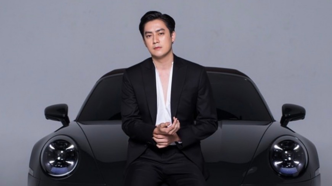 ฟิล์ม รัฐภูมิ พาทัวร์โรงรถ 50 คัน แต่ละยี่ห้อไม่ธรรมดา มูลค่ารวมแพงตาแตก