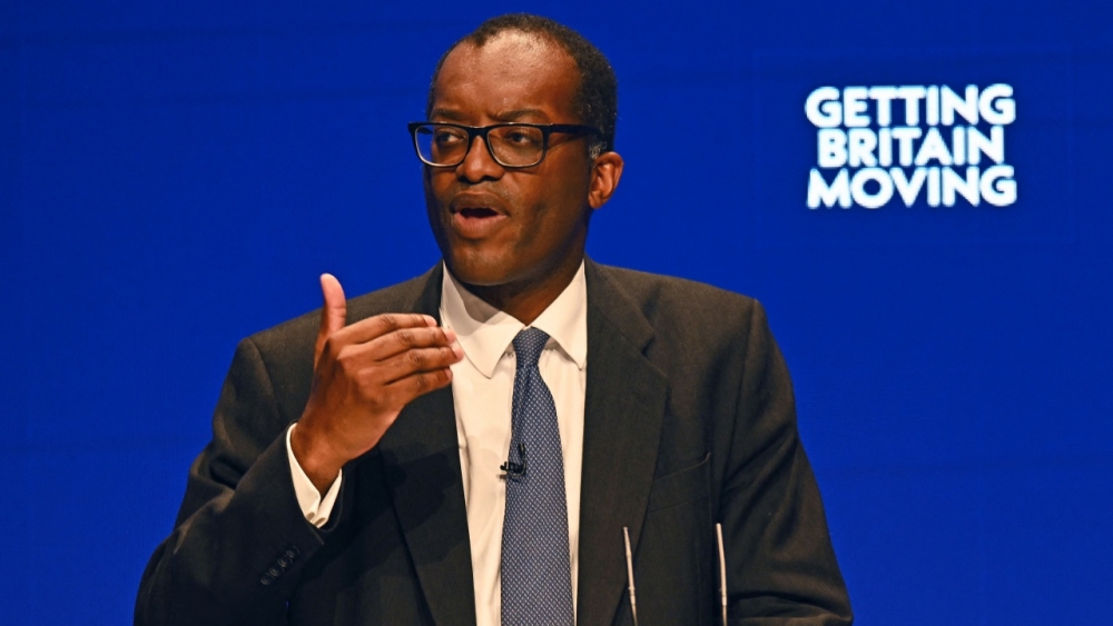 อังกฤษกลับลำยกเลิกแผนลดภาษีให้คนรวย