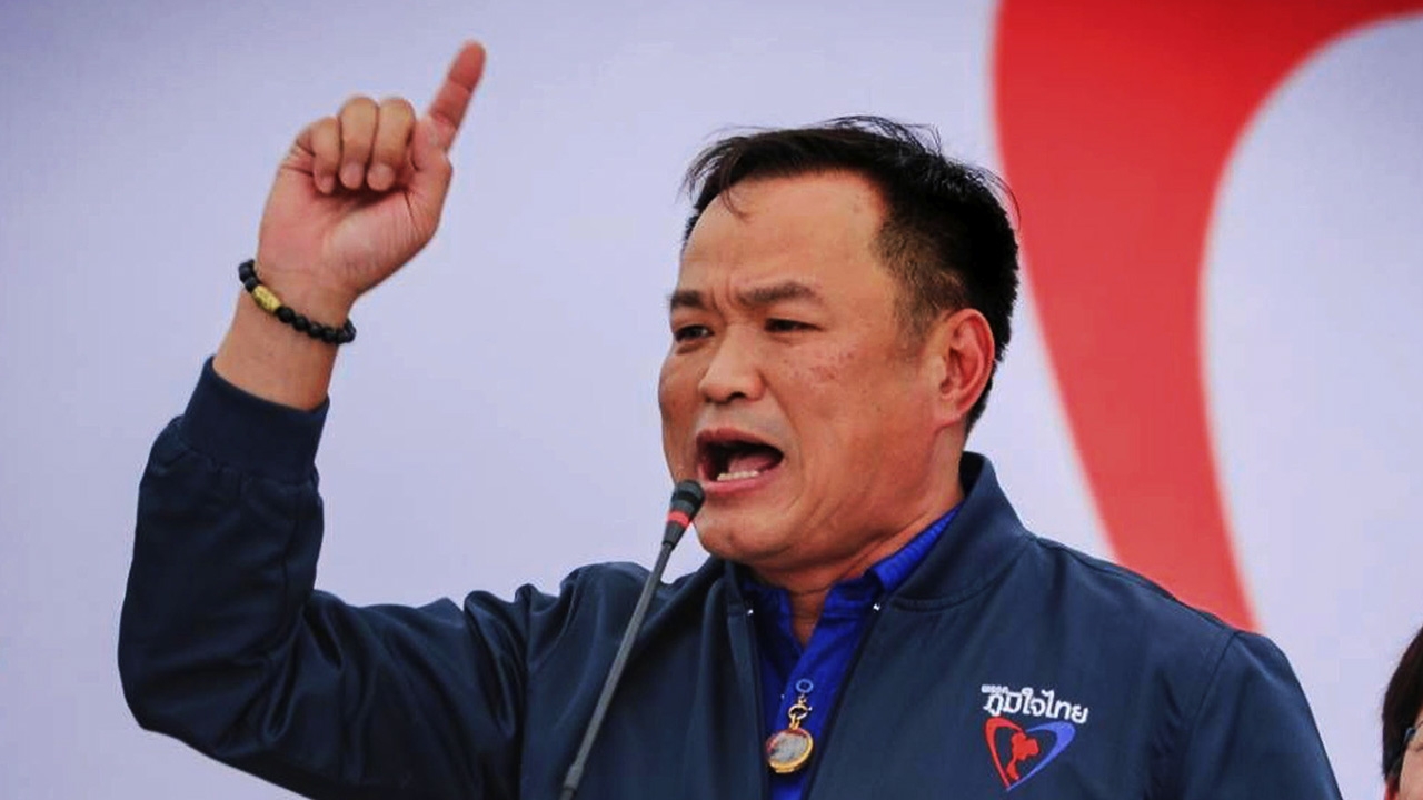 โหมโรงชิงแกนรัฐบาล