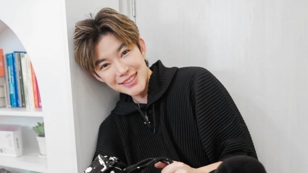 ติ๊นา เคลื่อนไหวครั้งแรกหลังดราม่า ไปทำบุญ 6 ปีให้พ่อแม่ ฝากบอกไม่ต้องห่วง