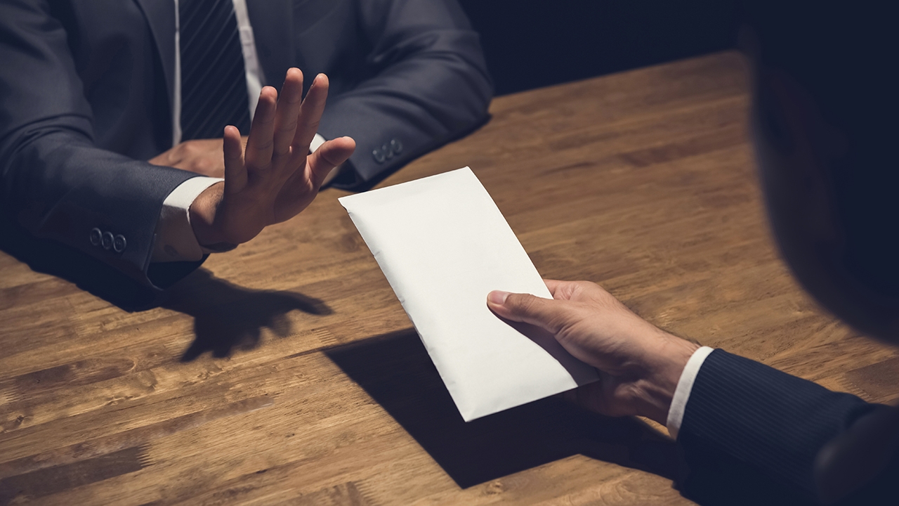 แจงยิบกฎเหล็ก ห้ามใส่ซอง "พวงหรีด" วางได้ งดแจกของช่วยอุบัติภัย