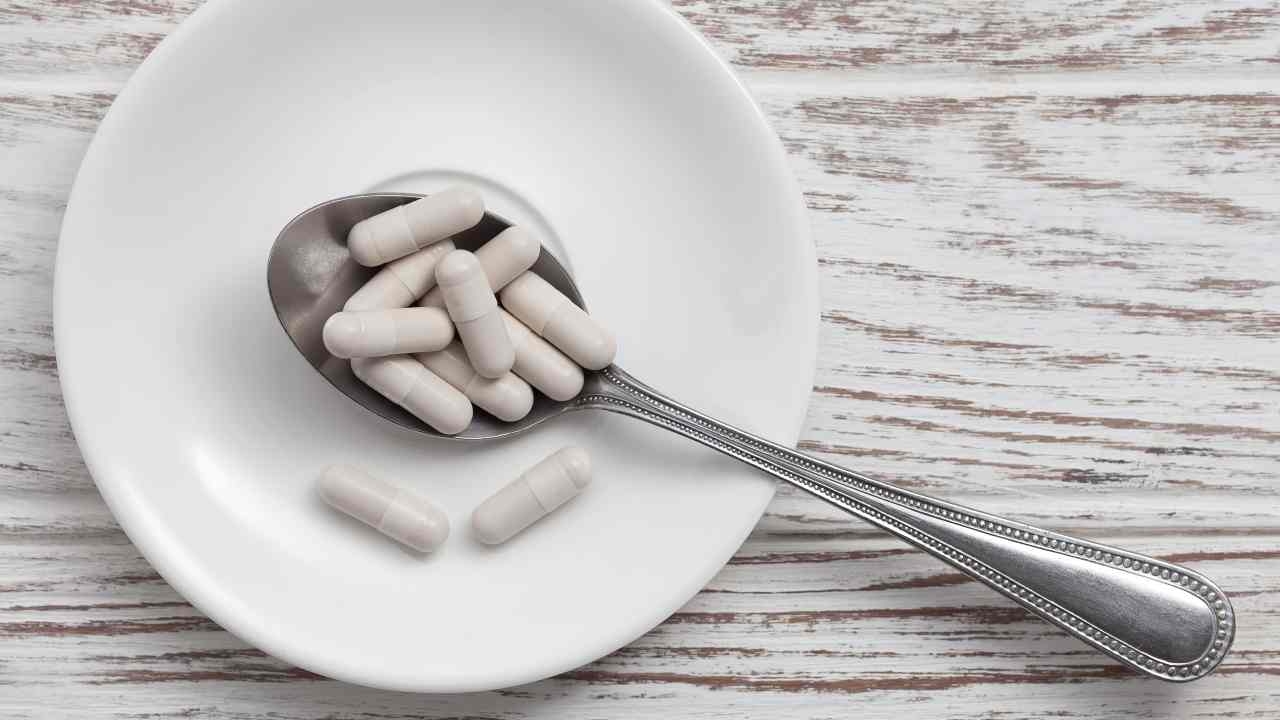 อันตราย สารไดเฟนนิลเมทิลโพโรลิดีน ขณะที่ กินกลูตาไธโอน ไม่ช่วยให้ขาวได้ 