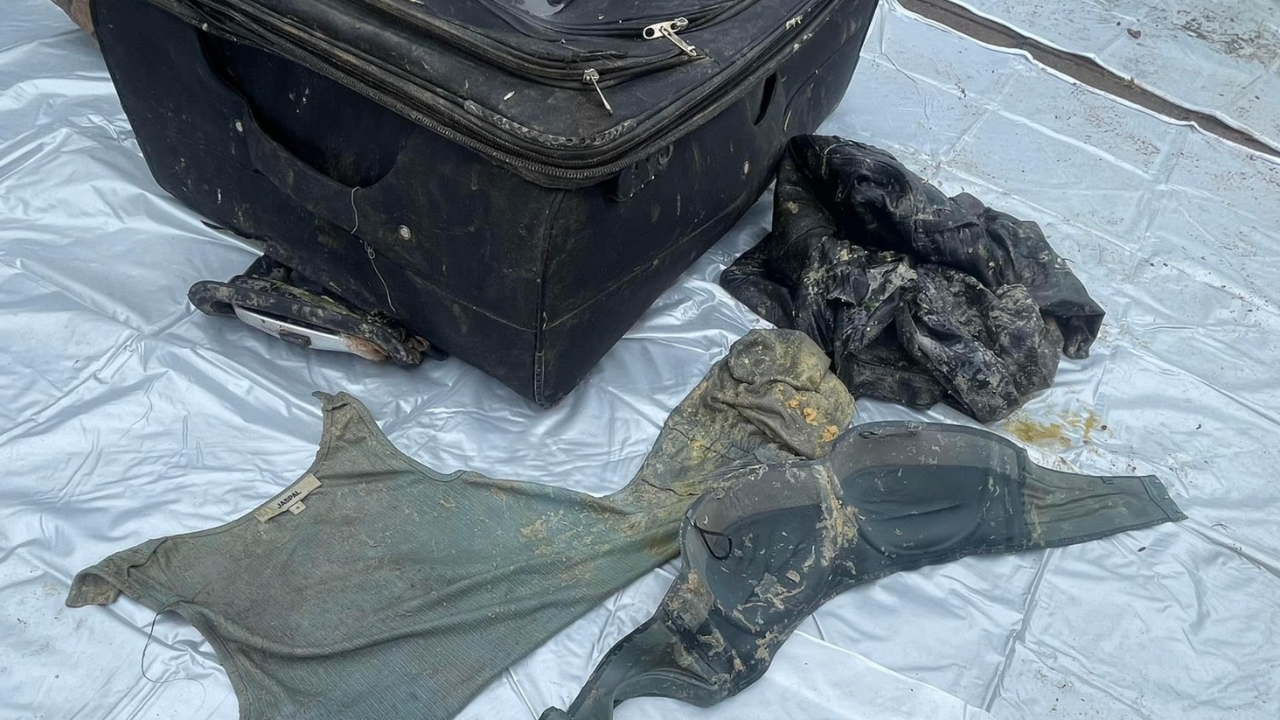 ตร.เร่งแกะรอยของแบรนด์เนม คลี่ปมฆ่าโหดสาวยัดเป๋าถ่วงน้ำโขง-คาดมีฐานะ