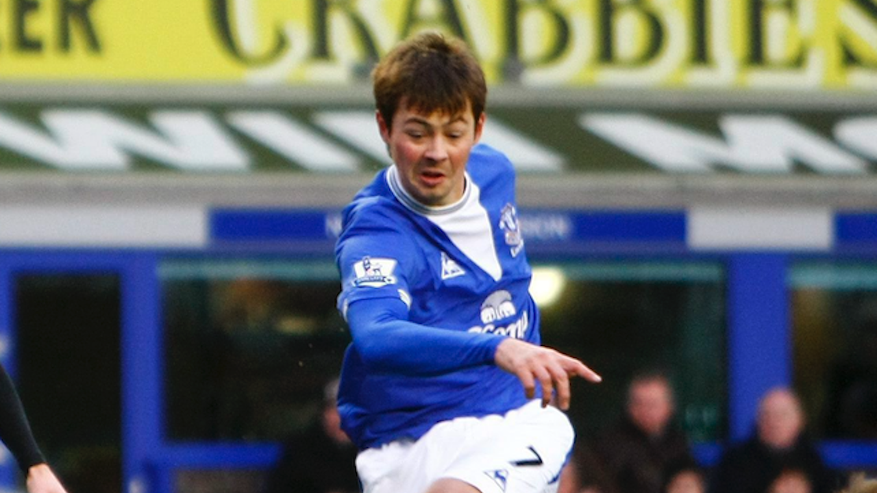 "อดีตกองกลางเอฟเวอร์ตัน" ถูก "กองทัพรัสเซีย" เรียกตัวช่วยบุก "ยูเครน"