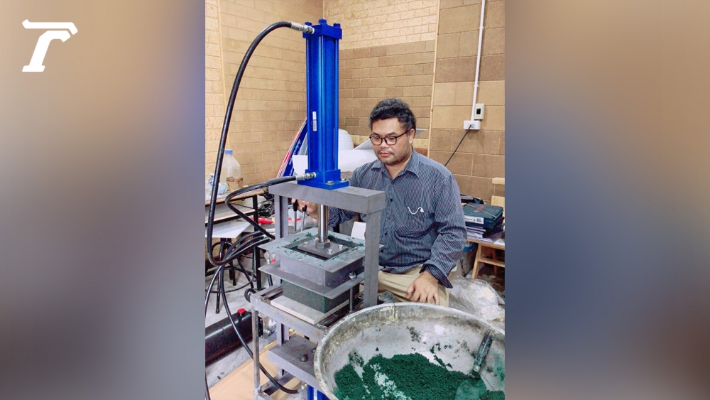 Concrete block paving machine for community Daily News