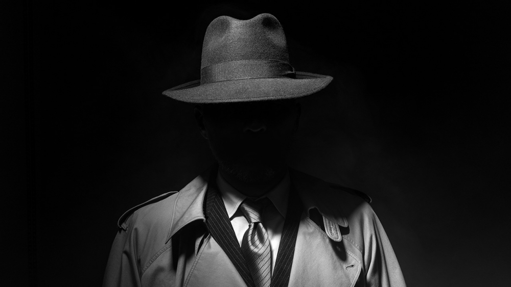 ที่หนีไป มีสายลับอยู่เยอะ