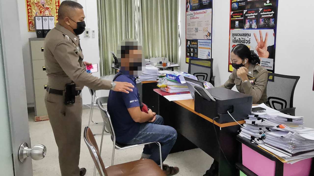 หนุ่มร้านข้าวมันไก่มอบตัว คดีข่มขืนสาวลาว ให้การภาคเสธอ้างฝ่ายหญิงสมยอม