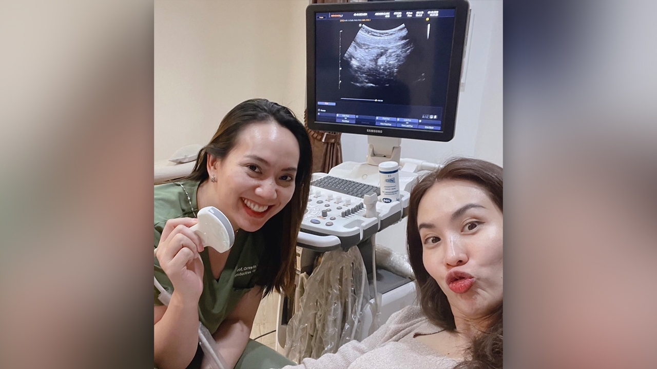 คนบันเทิงแห่ยินดี นุ้ย สุจิรา โพสต์ภาพอัลตราซาวนด์ ในขณะเข้าพบหมอสูตินรีเวช 
