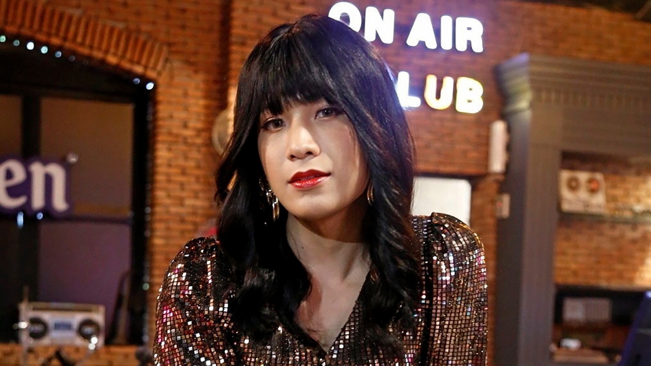 “สิงโต” แปลงโฉมแต่งหญิงครั้งแรก เปิดตัว “เจนนี่” ใน “เจนนี่ กลางวันครับ กลางคืนค่ะ”