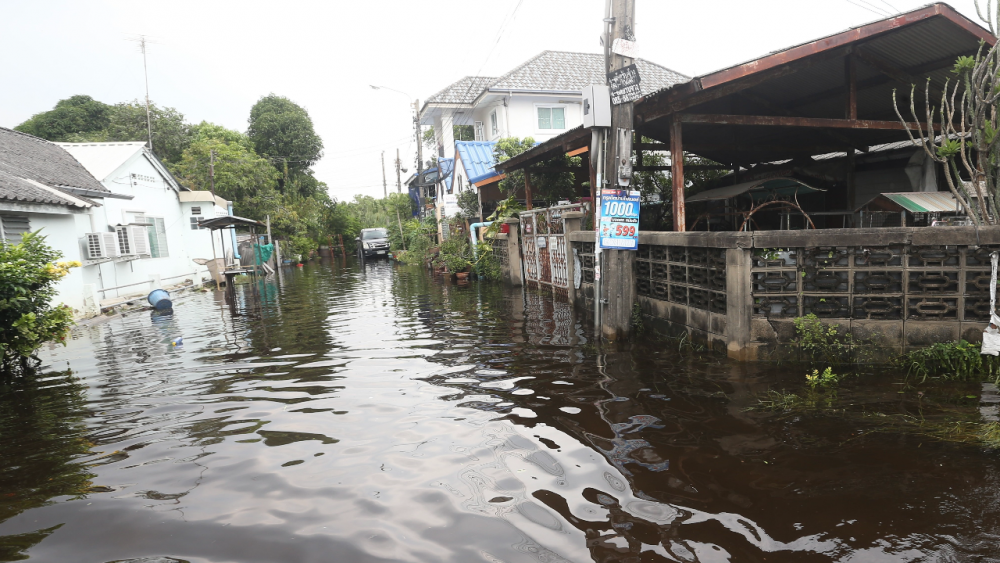 จ่อประกาศ 6 แขวงพื้นที่ภัยพิบัติน้ำท่วม คาดไม่เกิน 7 วัน ลาดกระบังน้ำลด