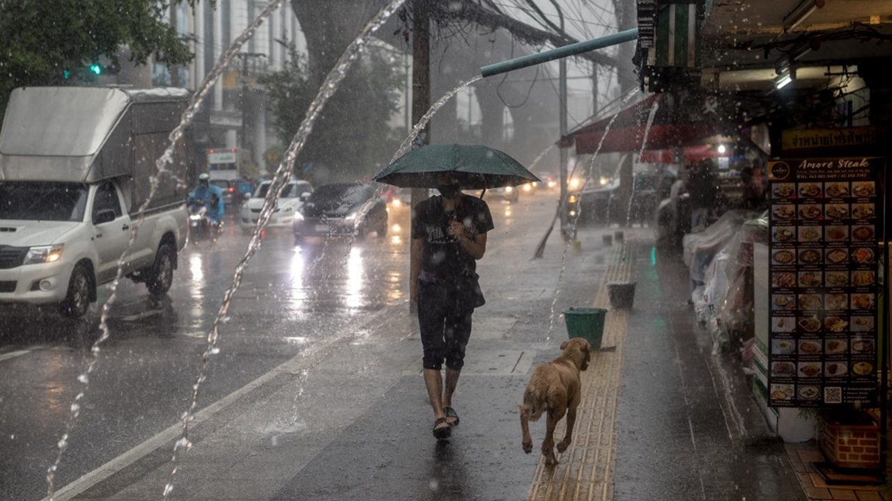 สภาพอากาศวันนี้ ไทยตอนบนฝนหนักบางแห่ง 17-21 ก.ย.มรสุมเข้าทำฝนเพิ่ม