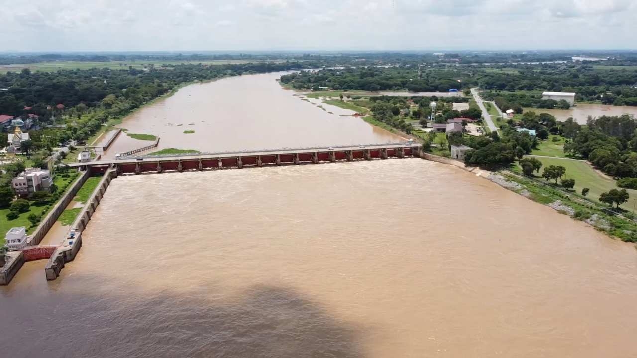 น้ำเหนือมา เขื่อนเจ้าพระยาระบายเป็น 1,900 ลบ.ม. ท้ายเขื่อนระวังน้ำขึ้น