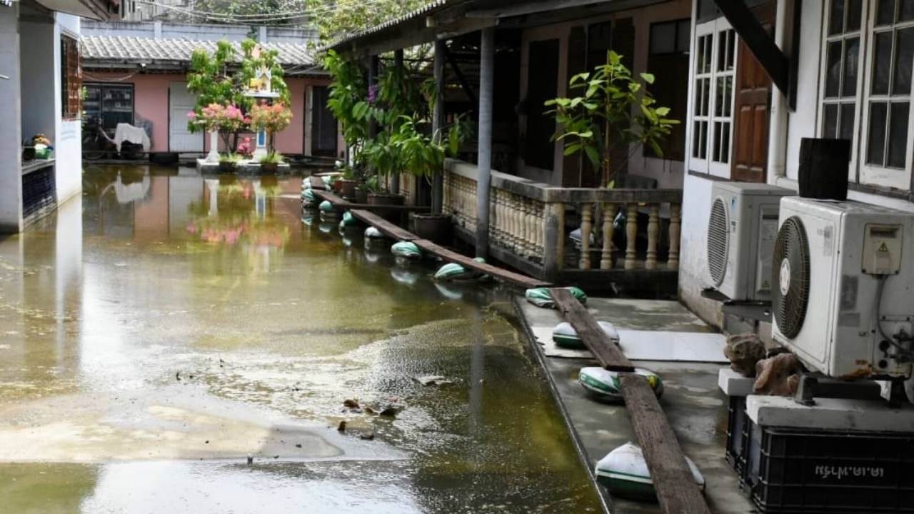 กทม. ประกาศพื้นที่ภัยพิบัติเพิ่ม ยกระดับการช่วยเหลือผู้ประสบภัยกว่า 2 หมื่นคน