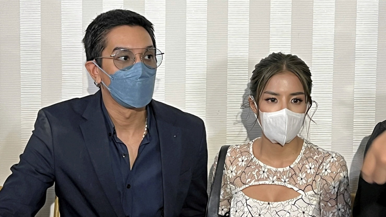 ยิ่งสาว-ยิ่งฉาว