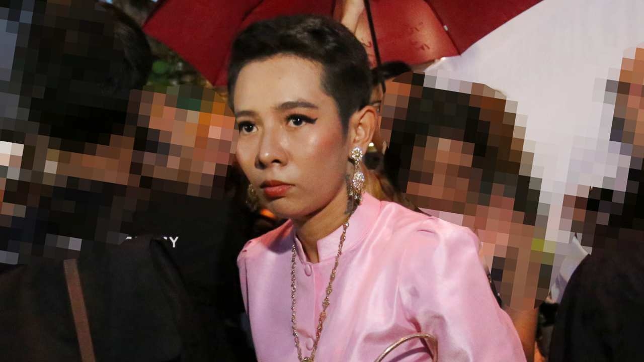 ศาลให้ประกัน นิว จตุพร วงเงิน 3 แสน ห้ามออกนอกประเทศ ทำผิดซ้ำ-ยุ่งเกี่ยวสถาบันฯ