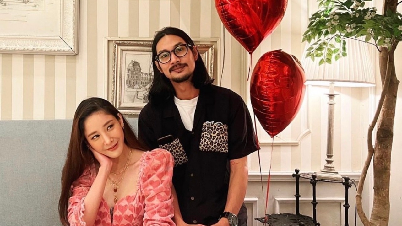 ชาวเน็ตแฉ เบิร์ด แฟนแตงโม มีสาวใหม่แล้วควงเที่ยวพัทยา 