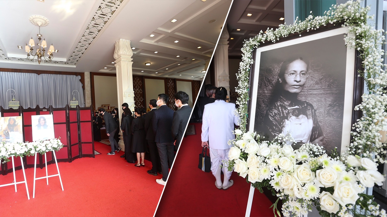 ประมวลภาพพิธีรดน้ำศพ หม่อมน้อย คนบันเทิงร่วมอาลัยแน่นงาน