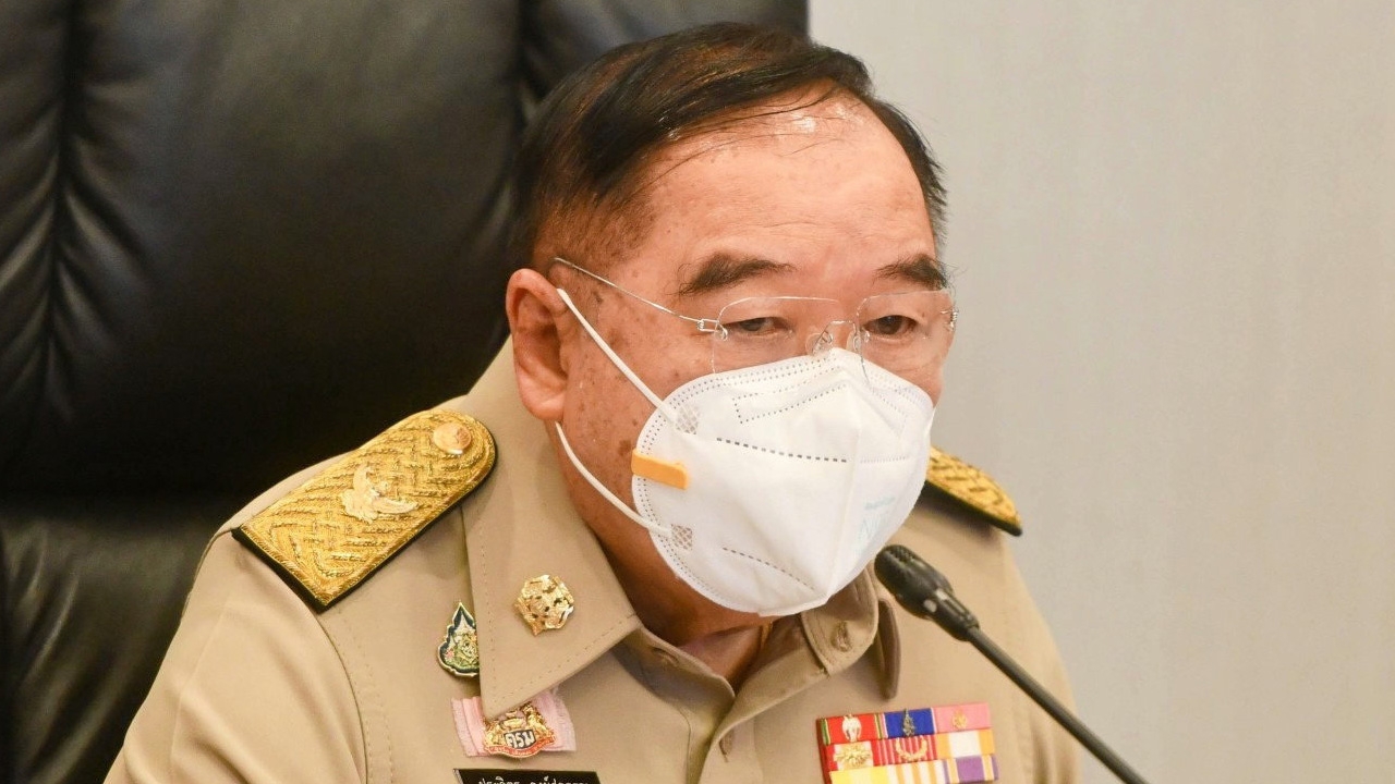 “บิ๊กป้อม” พอหรือไปต่อ