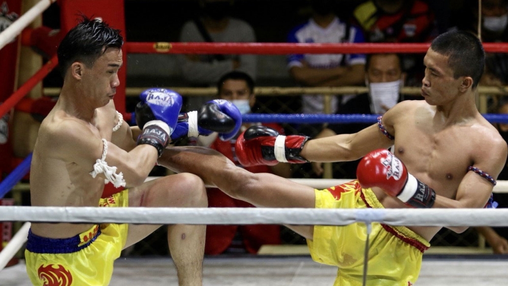 Chao Muay Thai fight “Petchthongkwan-Petchsirichai-Song Fang Mekong” good