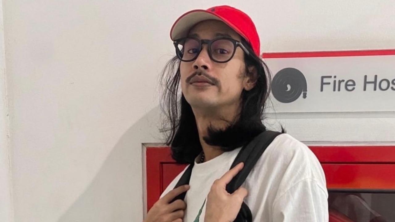 เบิร์ด เทคนิค โพสต์ประชดเปิดตัวแฟนใหม่นั่งกินหมูกระทะ หลังถูกแฉมีสาวใหม่