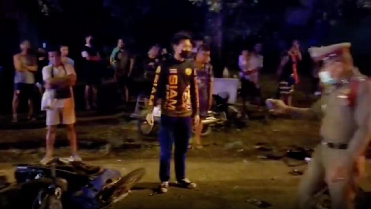 เจ็บเกลื่อนถนน ร.ต.ต.สังกัด นปพ.บุรีรัมย์ ขับกระบะชนจยย.5 คัน เร่งหาสาเหตุ