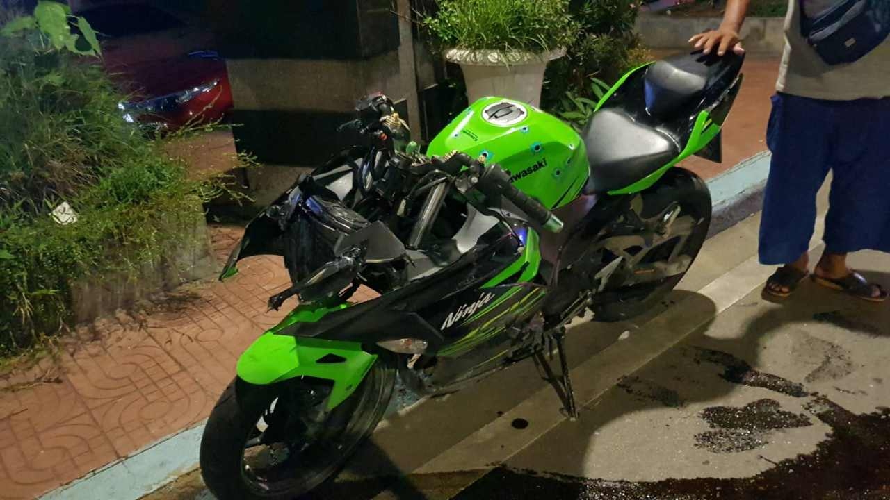 หนุ่มพม่าควบ "นินจา" พาแหกโค้งกลางดึก ดับคาที่ 1 สาหัส 1  