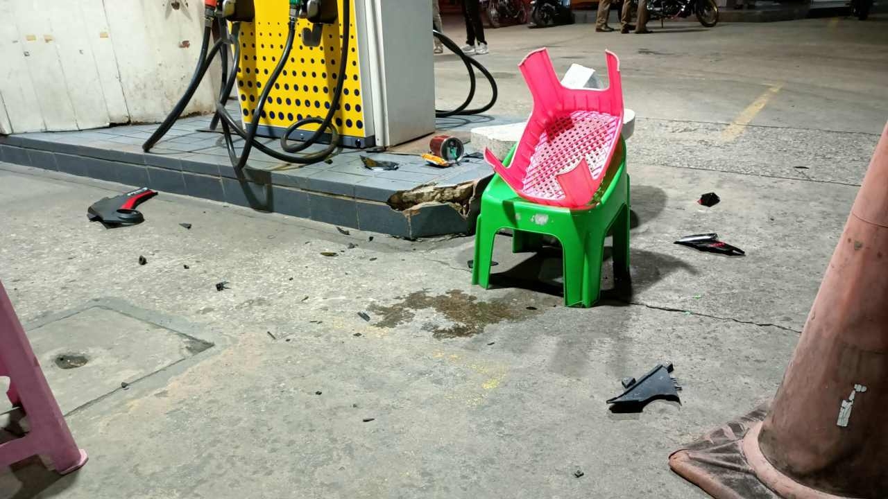 วัยรุ่นลำลูกกาไล่ล่าอริ ปาระเบิดใส่ ตามฟันในปั๊ม บาดเจ็บ 1 