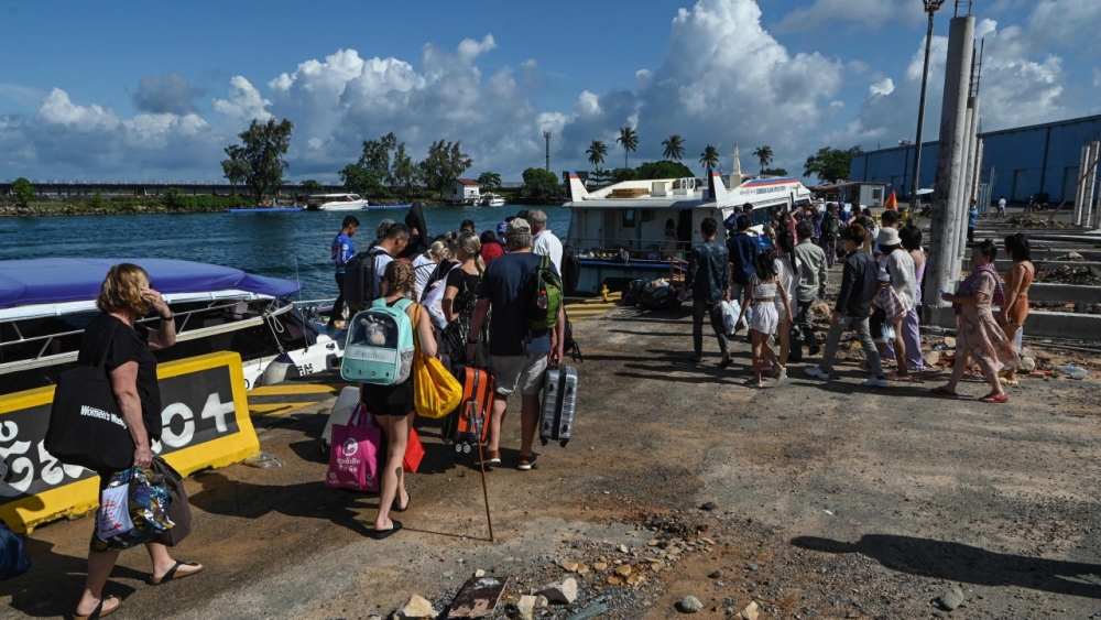  เรือบรรทุกชาวจีนล่มกลางทะเลกัมพูชา เร่งค้นหาผู้สูญหาย