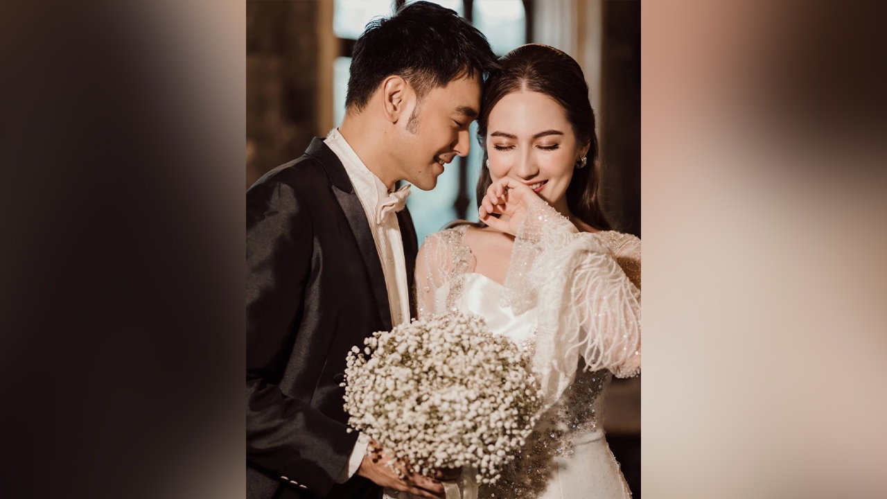 ชื่นมื่น เต๊ะ ศตวรรษ จูงมือแฟนสาว แจ๊คกี้ เตรียมจดทะเบียนสมรส 