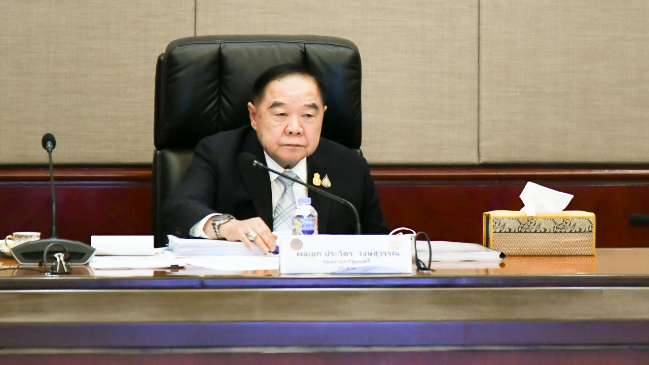บิ๊กป้อม" อวยพรปีใหม่ ส่งแรงใจให้คนไทย ปี 66 พร้อมทุ่มเทรับใช้ประชาชน
