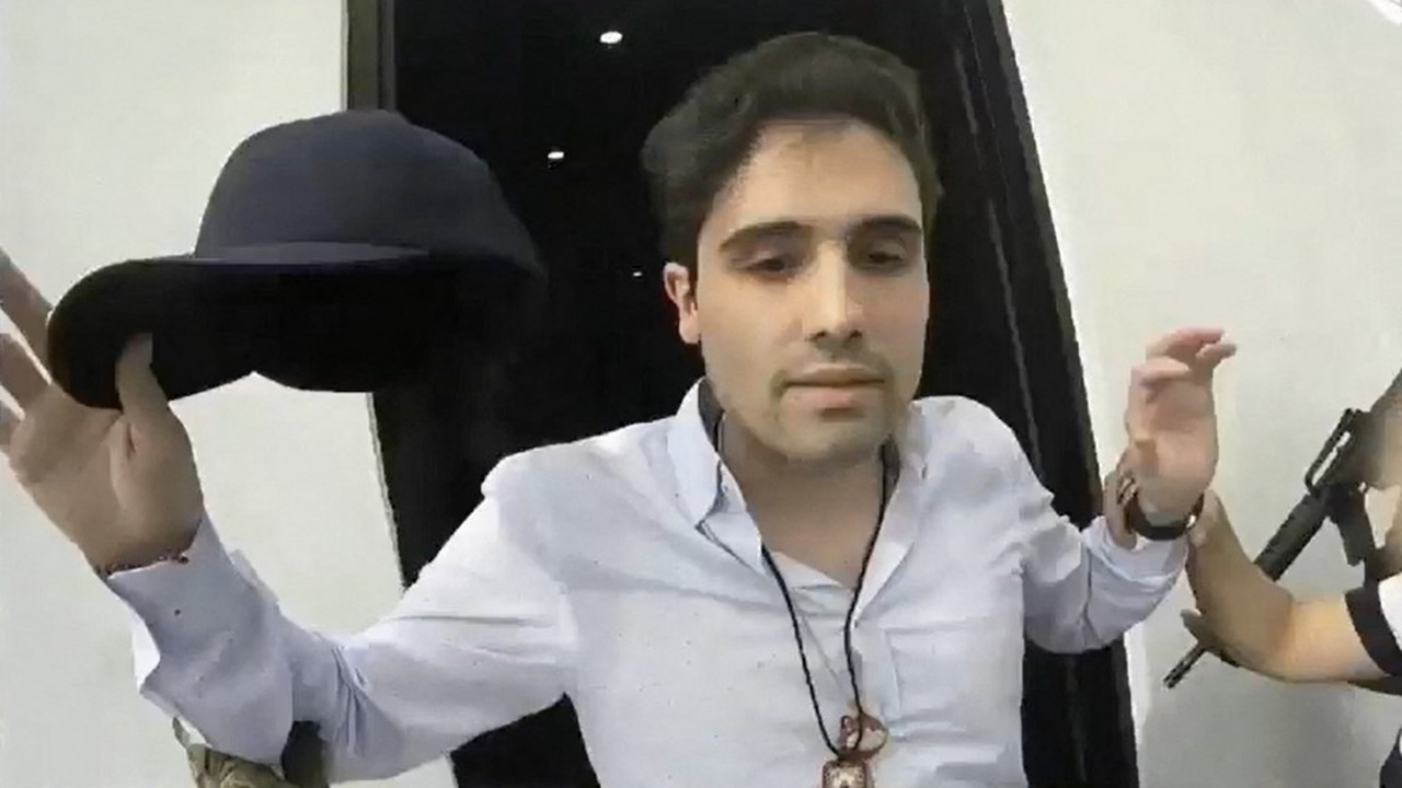 เม็กซิโกรวบตัวลูกชาย ‘เอล ชาโป’-แก๊งค้ายาตอบโต้ ปะทะเดือดเจ้าหน้าที่