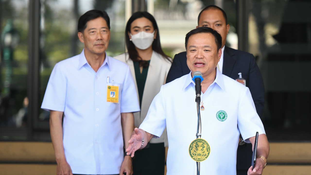 "อนุทิน" ประชุม แจงมาตรการรับนักท่องเที่ยวจีน ต้องปฏิบัติอย่างเท่าเทียม