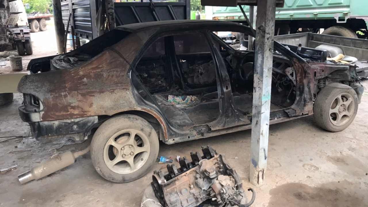 พระเอกลิเกสุดเซ็ง อู่ซ่อมรถ 8 ปีไม่เสร็จ โวยนานกว่าประยุทธ์เป็นนายกฯ 