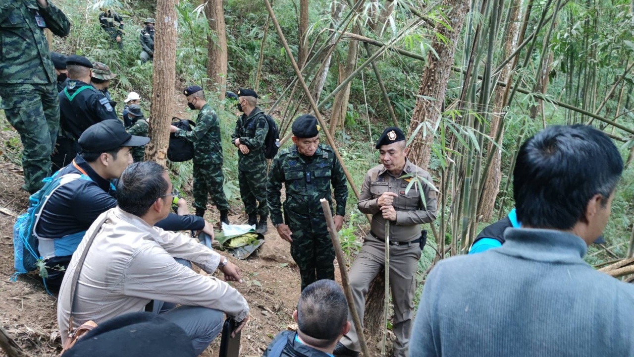 "ผาเมือง" เด็ดหัว 6 แก๊งค้ายา เหิมสู้ยิงปะทะ 3 ระลอกแนวชายแดนไทย-พม่า