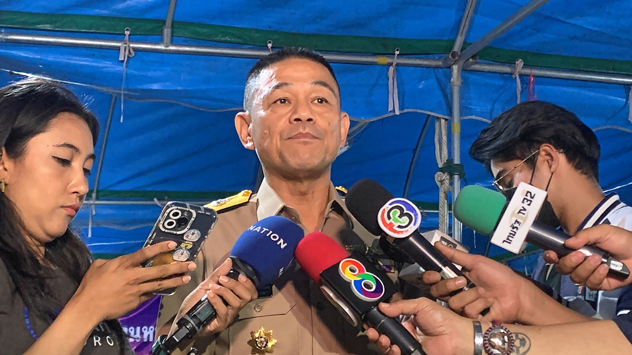 ศพหมอแชมป์ลอยทะเล จัดพิธีสัตหีบ สูญหายอีก 5 นาย