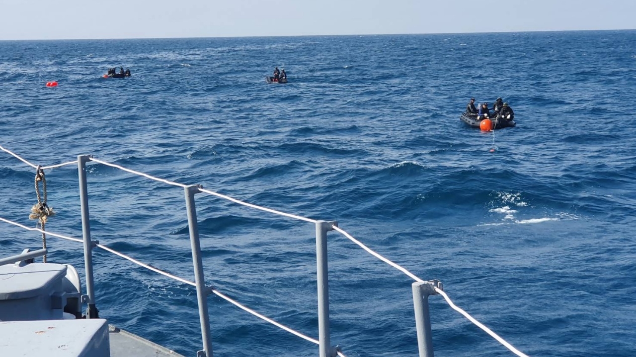 "บิ๊กช้าง" ติดตามการค้นหากำลังพล "ทัพเรือ" สรุป สูญหาย 15 นาย ดับ 14