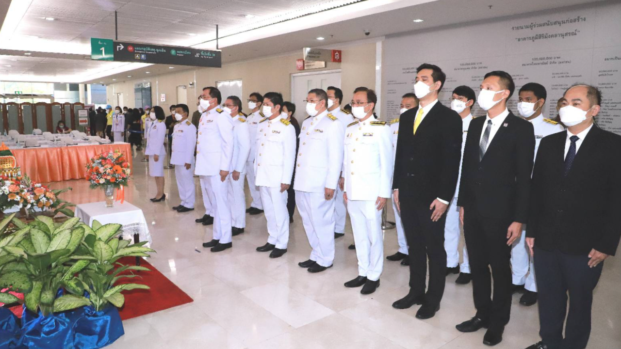 รมต.ประจำสำนักนายกฯ นำคณะถวายพระพร "พระองค์ภา" ให้ทรงหายประชวร