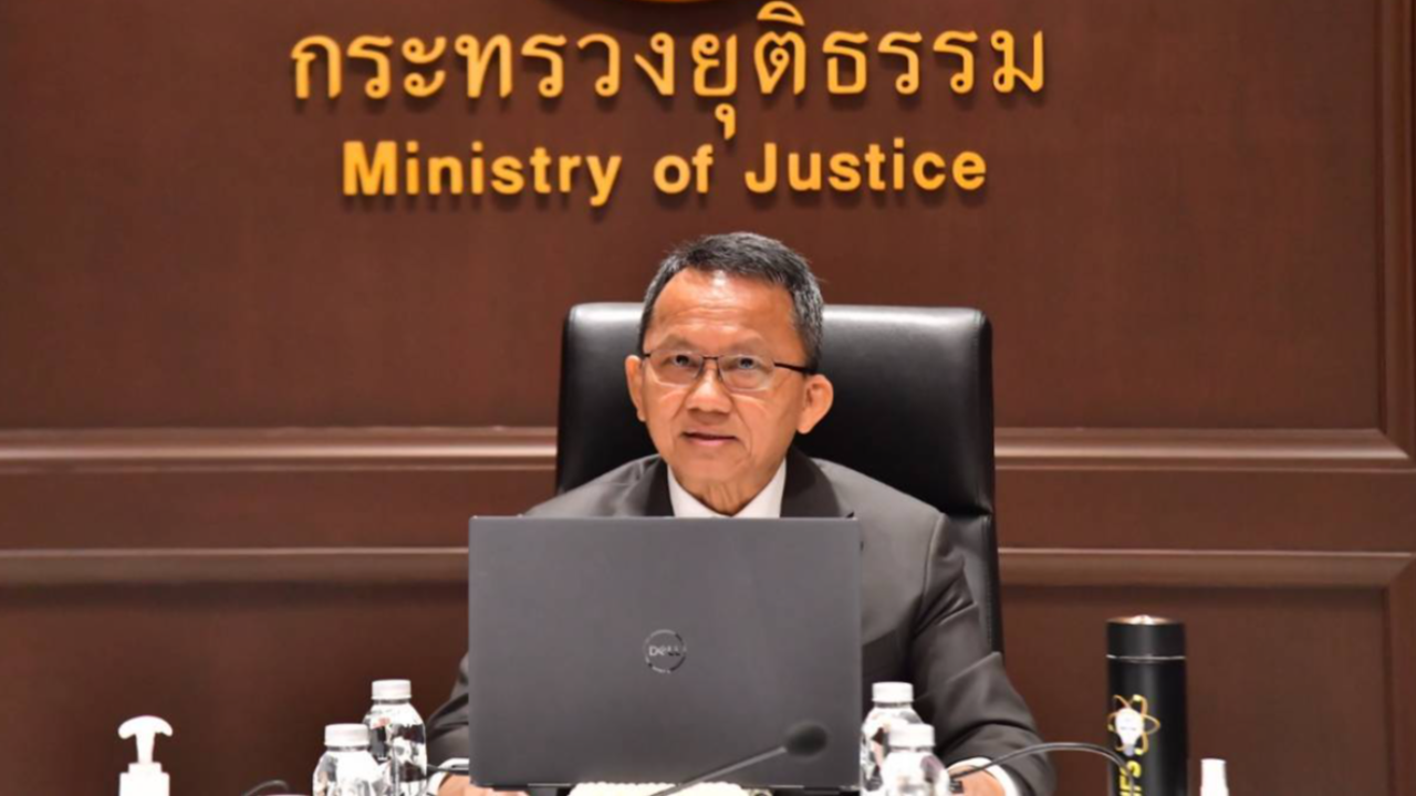 "สมศักดิ์" ลุยอบรมผู้ไกล่เกลี่ยข้อพิพาท เผยปี 65 ช่วยได้ 5 หมื่นคดี