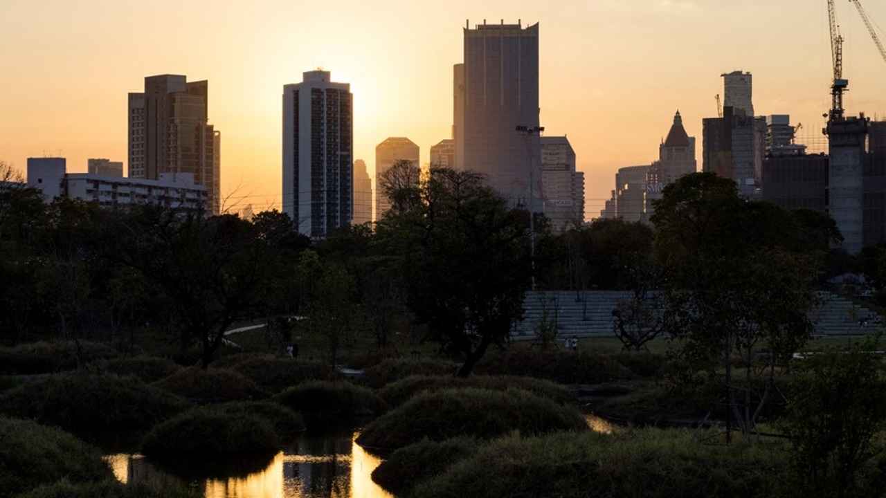 สภาพอากาศวันนี้ ไทยตอนบนหนาว-ภาคใต้มรสุมอ่อนกำลัง แต่ฝนยังตกหนัก