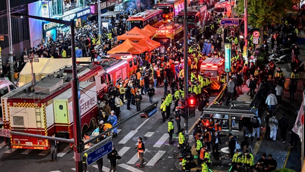 สลด เหตุเหยียบกันเทศกาลฮาโลวีนอิแทวอน ตายพุ่ง 59 ศพ เจ็บ 150 ราย