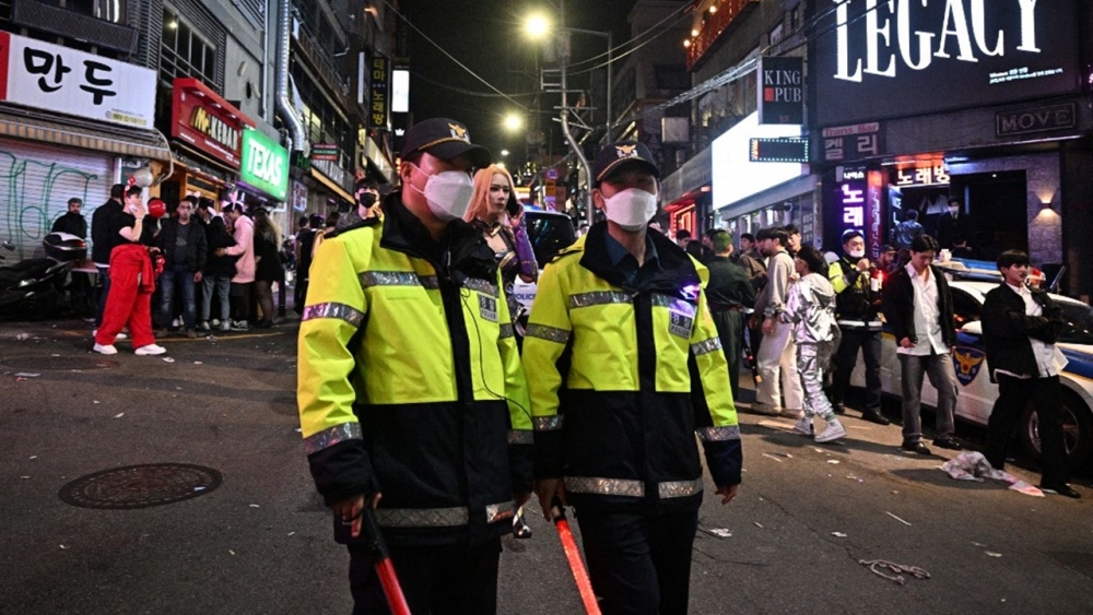 เศร้า เหยียบกันงานฮาโลวีนอิแทวอน ดับพุ่ง 149 ศพ สูญหายนับร้อยคน