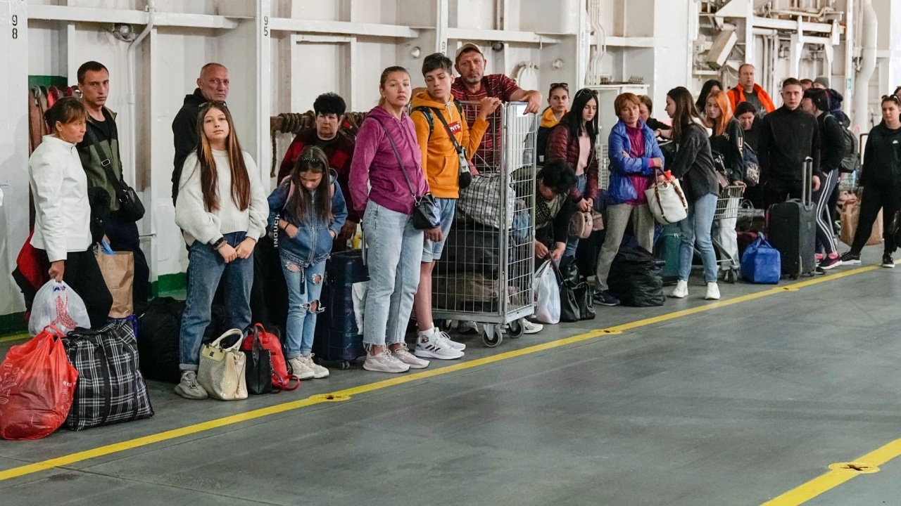 ยูเครนร้องขอผู้อพยพอย่ากลับประเทศ เหตุพลังงานไม่พอใช้ช่วงฤดูหนาว