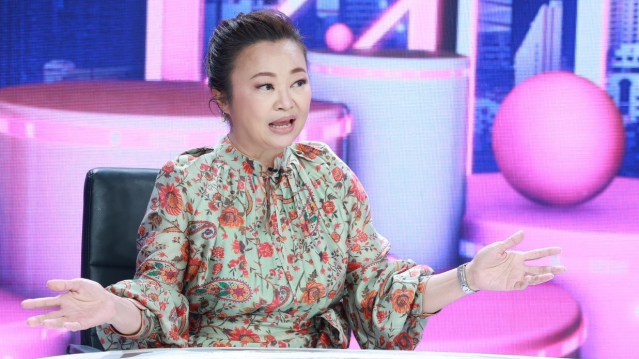 โดนบูลลี่มาทั้งชีวิต เจนนิเฟอร์ คิ้ม เล่าปมในใจวัยเด็ก-เผยค่าตัวงานแรก