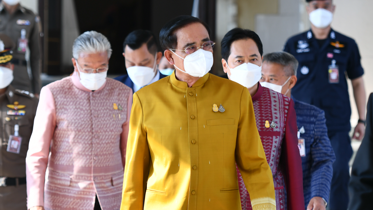 “ประยุทธ์” สั่งพิจารณาแนวทางจ่ายเยียวยาไม่ต้องรอน้ำลด จ่อเคาะสัปดาห์หน้า